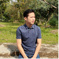 Setelah sosok Ikram Rosasi muncul di Instagram Larissa Chou, akun Instagramnya pun dibanjiri komentar netizen. Tak sedikit yang menyebut wajah Ikram mirip Ariel Noah. “Meni mirip AA ARIL NOAH,” tulis netizen. “Mirp Aa Ariel Noah Yah Masyaalllah Tabarakallah,” tulis netizen lainnya. Foto: Dok. Instagram Larissa Chou, Ikram Rosadi