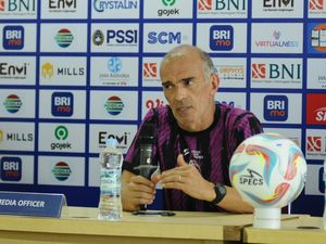 Dikalahkan Persebaya, Pelatih Arema FC: Next Game Kita Raih Kemenangan