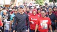 Gubernur Jawa Tengah, Ganjar Pranowo berharap adanya pengukuhan ribuan relawan desa di Klaten dapat membantu masyarakat yang mengalami kesulitan air.  “Ini ada relawan setiap desa dan kelurahan itu keren,” kata Ganjar.