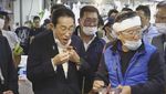 PM Jepang Makan Ikan Laut Fukushima di Tengah Polemik Limbah Nuklir