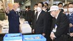 PM Jepang Makan Ikan Laut Fukushima di Tengah Polemik Limbah Nuklir
