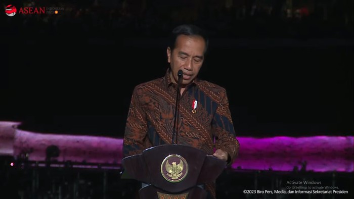 Presiden Joko Widodo resmikan Taman Mini Indonesia Indah (TMII) hasil revitalisasi