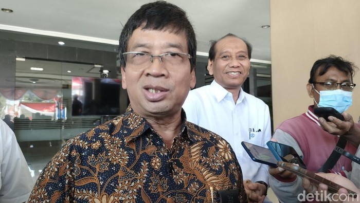 Rektor UNS Jamal Wiwoho ditemui di UNS, Jumat (1/9/2023).