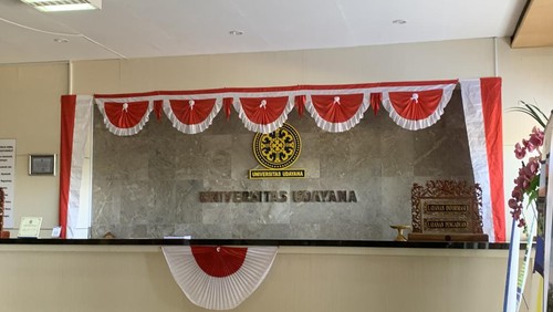 Suasana lobi rektorat Unud di Jimbaran, Badung.