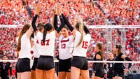 Nebraska sendiri punya rekam jejak yang bagus soal penonton dalam gelaran NCAA. Sejak 2013, Nebraska menjadi tim yang memimpin jumlah penonton terbanyak. Dylan Widger-USA TODAY Sports/Reuters  