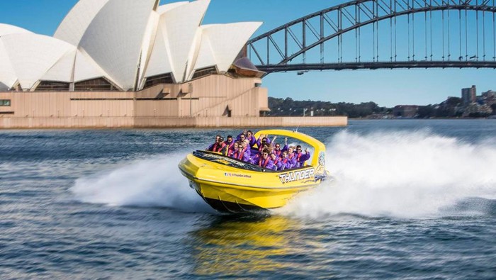 Sydney Harbour Thunder Thrill Ride