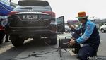Tilang Uji Emisi Mulai Diterapkan Hari Ini, Begini Potretnya