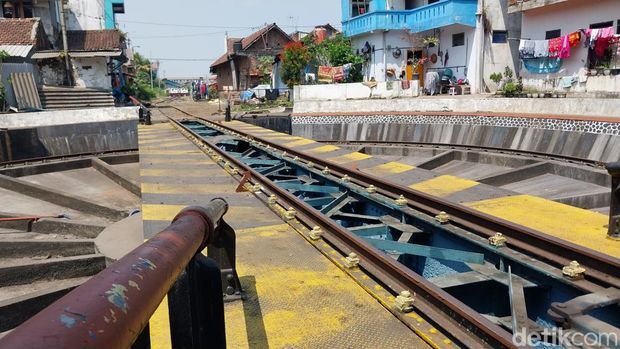 Turntable, alat pemutar lokomotif di Malang yang diperkirakan ada sejak tahun 1879