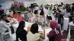 ASEAN Weekend Market Ramai Dikunjungi Warga