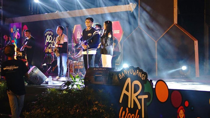 Banyuwangi Art Week 2023 yang dimeriahkan penyanyi Gilga Sahid.