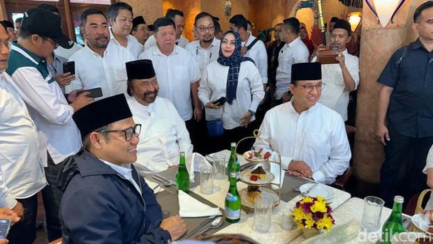 Deklarasi Anies-Cak Imin. (Praditya Fauzi Rahman/detikJatim)