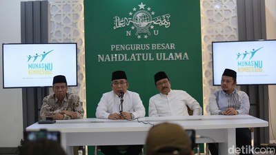 Ketum PBNU Tegaskan Tak Ada Paslon Atas Nama NU