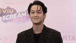 13 Potret Kim Bum Tersenyum untuk Cerahkan Minggumu!