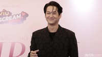 Kim Bum mengaku dirinya seorang vampir. Itulah alasannya bisa tetap terlihat sama seperti ketika membintangi Boys Over Flowers di tahun 2009 dengan wajahnya saat ini. (Foto: Atmi Ahsani Yusron/detikcom)