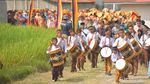 Melihat Kaum Ibu Ikut Arak-arakan Pekan Kebudayaan Nasional di Sumbar