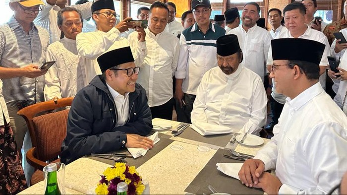 Momen Anies-Cak Imin-Surya Paloh Duduk Satu Meja di Lokasi Deklarasi