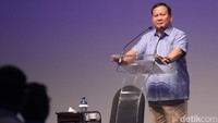 Ketua Umum Partai Gerindra Prabowo Subianto menghadiri deklarasi dukungan dari Partai Gelora di Jakarta, Sabtu (2/9/2023).