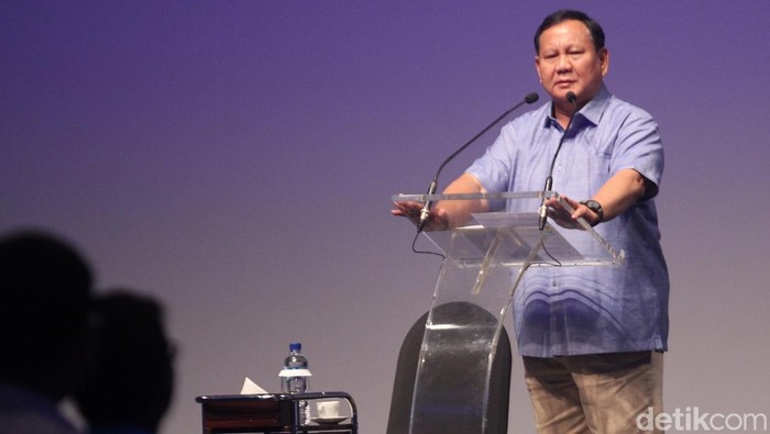 Partai Gelora resmi mendukung Ketum Partai Gerindra Prabowo Subianto sebagai bakal capres 2024. Ketum Partai Gelora Anis Matta menyerahkan surat dukungan kepada Prabowo.