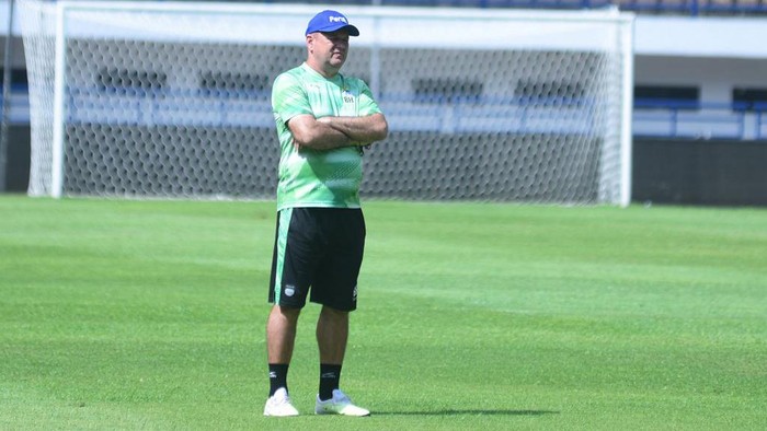 Pelatih Persib Bandung Bojan Hodak.