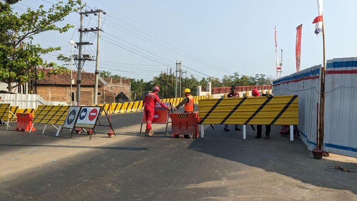 Penutupan total Jembatan Nasional Ngujang 1.