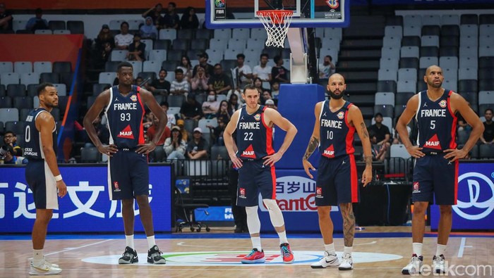 Prancis menutup perjalanan dengan FIBA World Cup dengan kemenangan atas Pantai Gading dengan skor 77-87. Ini foto-fotonya.