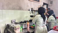 Rumanasi juga punya konsep open kitchen. Semua makanan pun baru akan dimasak jika ada pesanan. Foto: Detikcom / Atiqa Rana