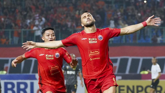 Selebrasi Marko Simic.