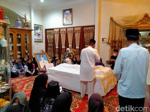Mantan Gubernur Sulsel Amin Syam Akan Dimakamkan di TMP Panaikang Makassar