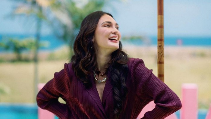 Ulang Tahun Luna Maya.