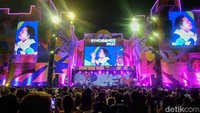 Penampilan perdana Sule dan Rizky Febian menjadi salah satu line up yang ditunggu di hari terakhir Synchronize Festival 2023.