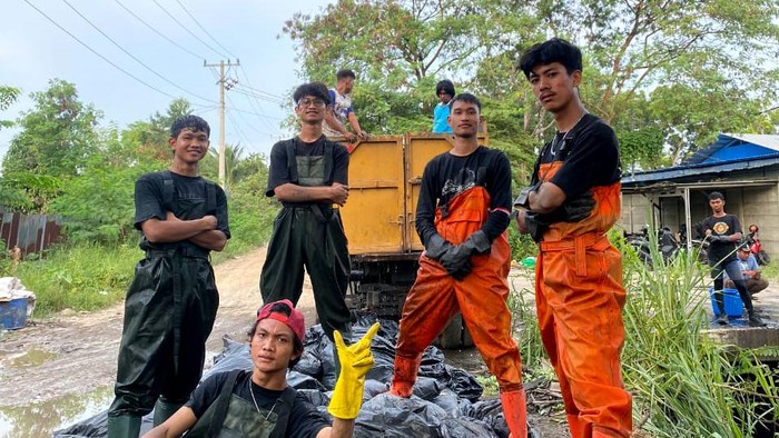 Bumantara Team, komunitas pembersih lingkungan dari Kota Medan. (Dok Bumantara Team)