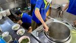 Di Mangga Besar Ada Bakso Matador dan Es Kalamur yang Legendaris