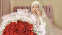 Larissa Chou juga mengucapkan selamat datang ke dalam kehidupannya untuk Ikram Rosadi. Larissa Chou sempat menikah dan bercerai dengan Alvin Faiz, putra sulung mendiang Ustaz Arifin Ilham pada 16 Juni 2021. Foto: Instagram/@larissachou