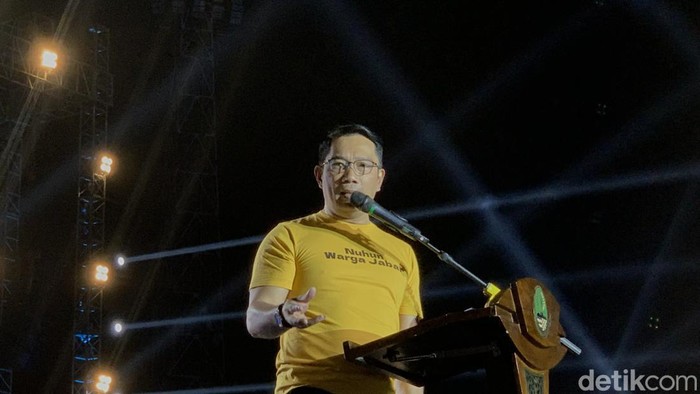 Gubernur Jabar Ridwan Kamil