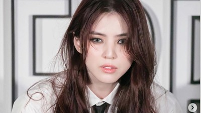 7 Potret Tomboy Ala Han So Hee yang Tetap Cantik di Acara DIOR