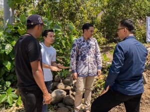 Mahasiswa-Dosen di Ponorogo Olah Bonggol Jagung Jadi Penyerap Limbah Batik