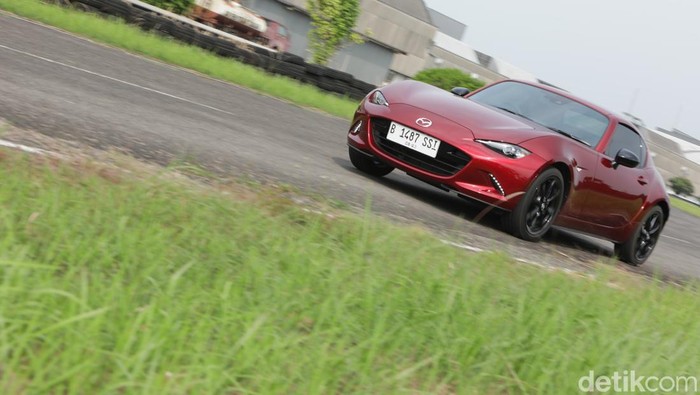 Mazda MX-5 MT