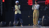 Pas Band juga sempat berkolaborasi dengan Riche FM hingga Taiara Effendy. Rachman Haryanto/detikFoto