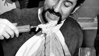 Spaghetti Spinner ditemukan tahun 1961, garpunya bisa otomatis berputar untuk melilit spaghetti. Foto: Vintages