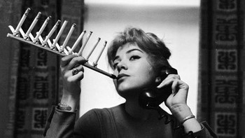 Terlalu berbahaya untuk kesehatan, produk untuk menghisap 10 batang rokok sekaligus ini pun gagal total. Foto: Vintages Foto: Vintages