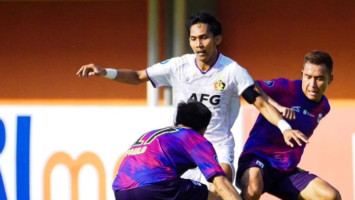RANS Nusantara FC vs Persik Kediri