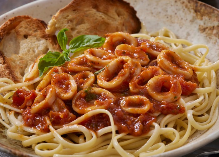 Resep Fettucine Saus Cumi