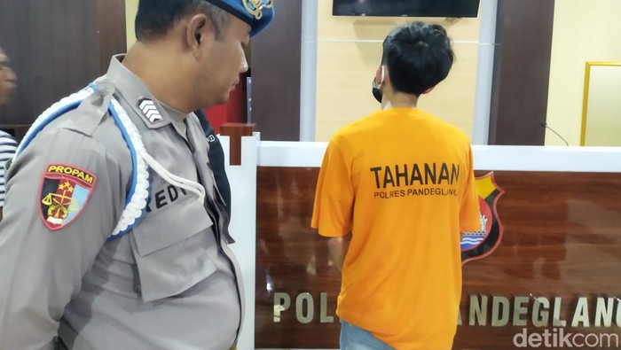 Satu selebgram di Pandeglang ditetapkan tersangka oleh Satreskrim Polres Pandeglang (Aris Rivaldo/detikcom)