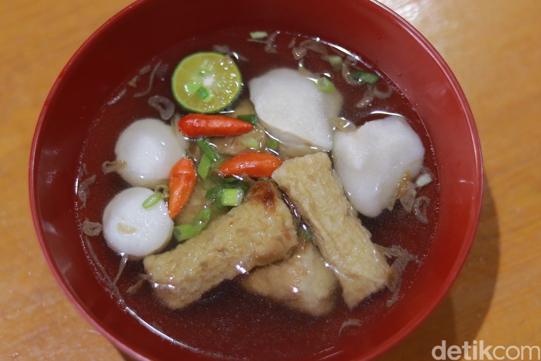 Semangkok Tahu Kok Yen Yen Khas Bangka (Foto:Deni Wahyono)