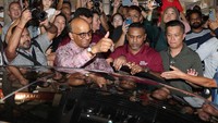 Saat ini, Tharman Shanmugaratnam juga menjabat sebagai salah satu ketua Forum Pendidikan Global dan Dewan Penasihat Laporan Pembangunan Manusia oleh Perserikatan Bangsa-Bangsa (PBB). Beliau juga merupakan anggota Kelompok Penasihat Eksternal untuk Direktur Pelaksana IMF, dan Dewan Pengawas Forum Ekonomi Dunia.