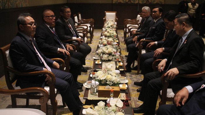 Zulhas Ungkap Kunci Perkuat Kerja Sama Bisnis di ASEAN Zulhas Ungkap Kunci Perkuat Kerja Sama Bisnis di ASEAN