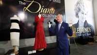 Tiga gaun Putri Diana ini bakal dilelang di Juliens Auctions Beverly Hill pada 7-8 September 2023.  