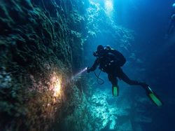 10 Kisah Penjelajah Gua yang Terjebak Hingga Meninggal Dunia