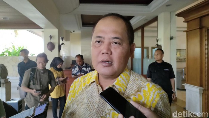 Bupati Karanganyar Juliyatmono di Solo, Senin (4/9/2023).