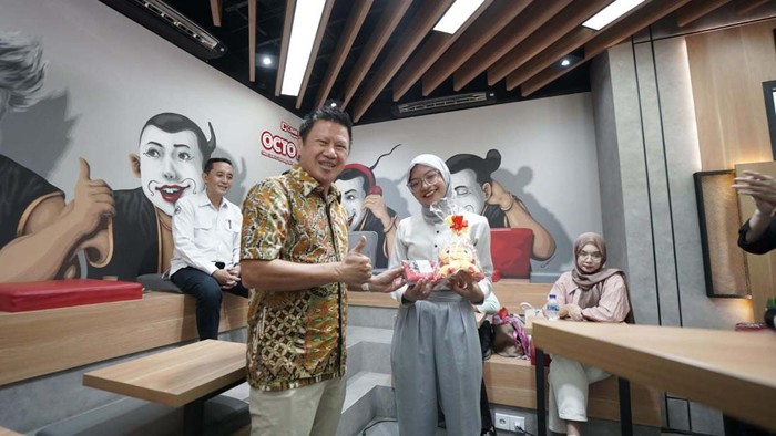CIMB Niaga Apresiasi Nasabah di Harpelnas 2023 CIMB Niaga merayakan Harpelnas 2023. CIMB Niaga memanfaatkan momentum Harpelnas tahun ini untuk mengapresiasi nasabah setia.
